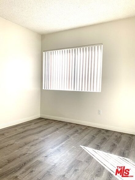 Building Photo - 1833 Normandie Ave