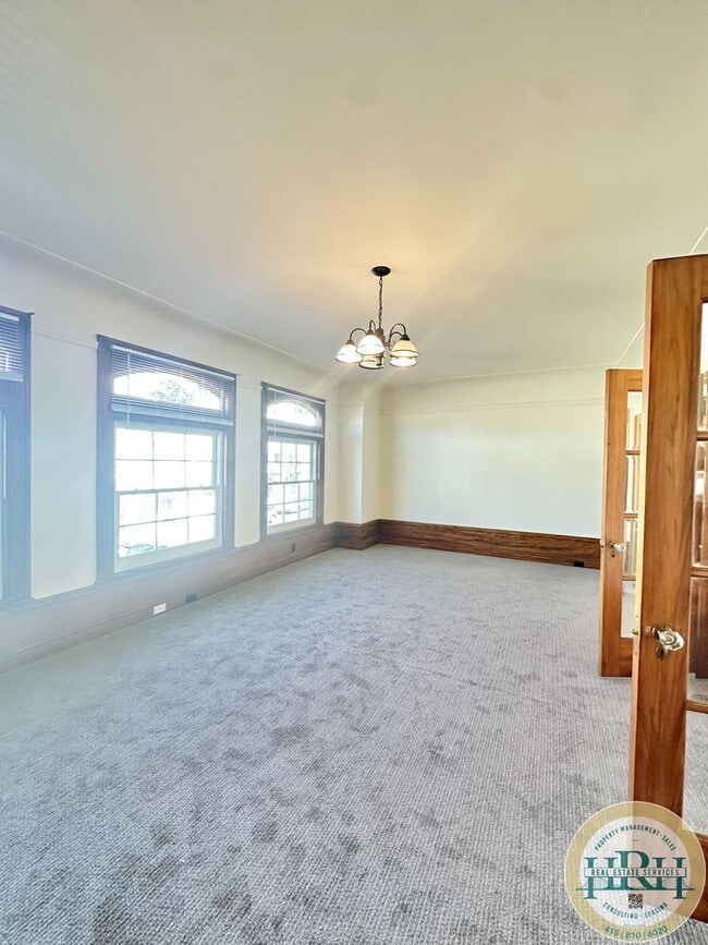Building Photo - 753-755 21st Avenue