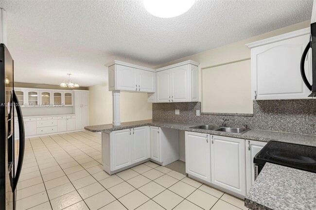 Building Photo - 5070 Ponderosa Ln