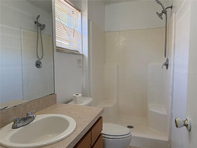 Building Photo - 2427 Camden Oaks Pl
