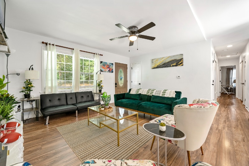 Building Photo - 5989 Bowden St