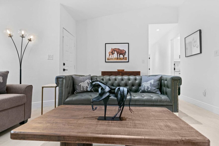 Building Photo - 1844 NW 42nd Ave