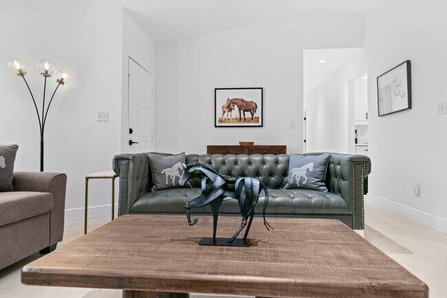 Building Photo - 1844 NW 42nd Ave