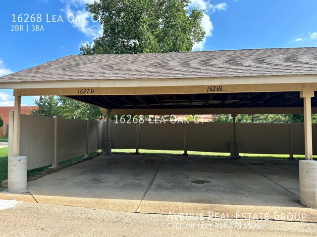 Building Photo - 16268 Lea Oak Ct