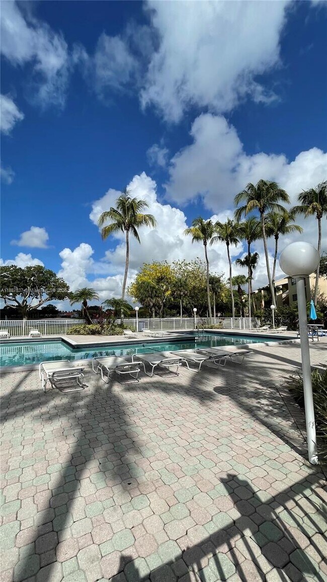 Building Photo - 15300 SW 106th Terrace