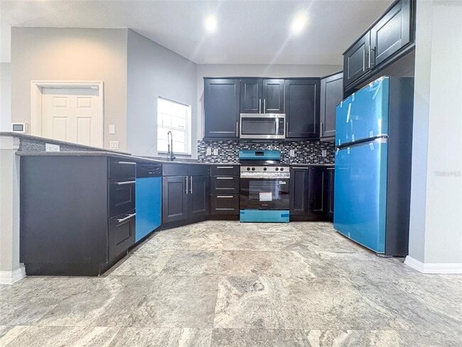 Building Photo - 12837 Kings Crossing Dr