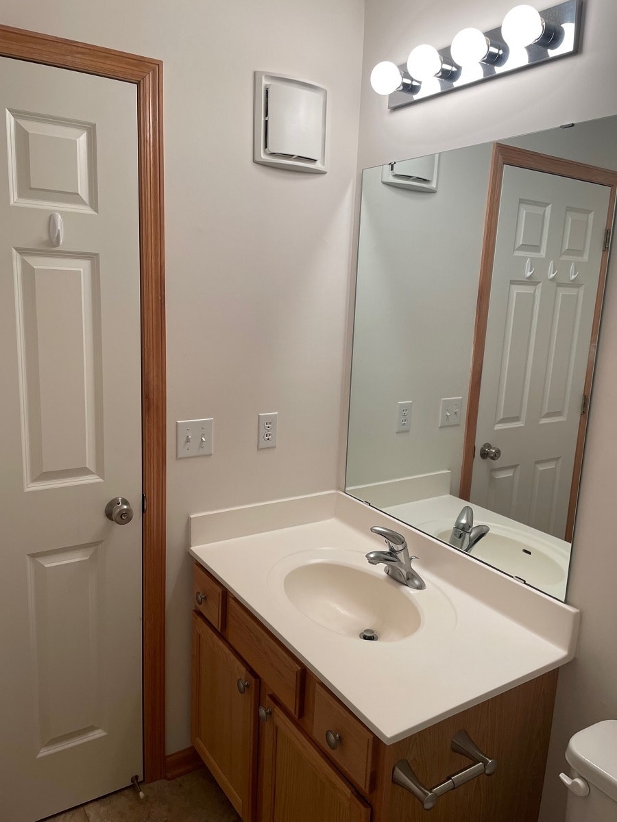 Building Photo - 13925 52nd Ave N