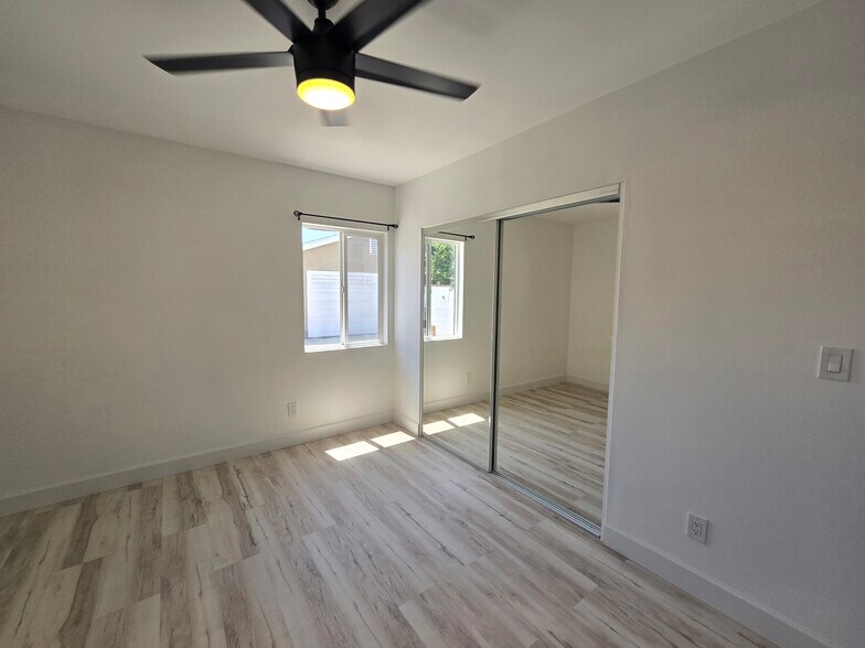 Building Photo - 1658 W 220th St