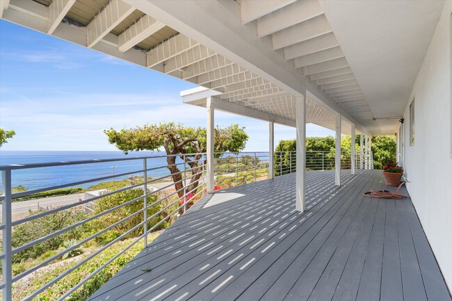 Building Photo - 4986 Puesta Del Sol