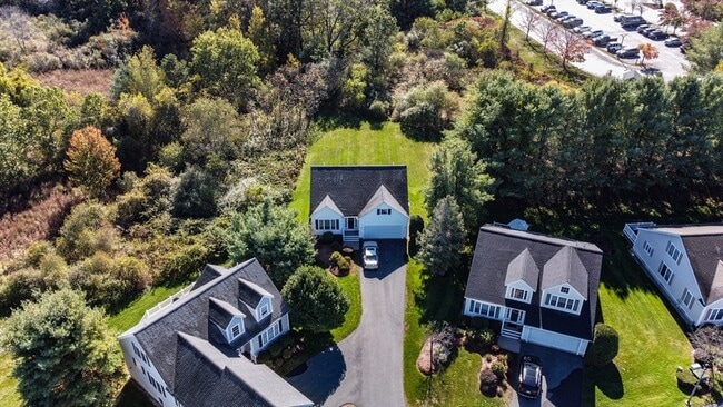 Building Photo - 37 Augusta Way