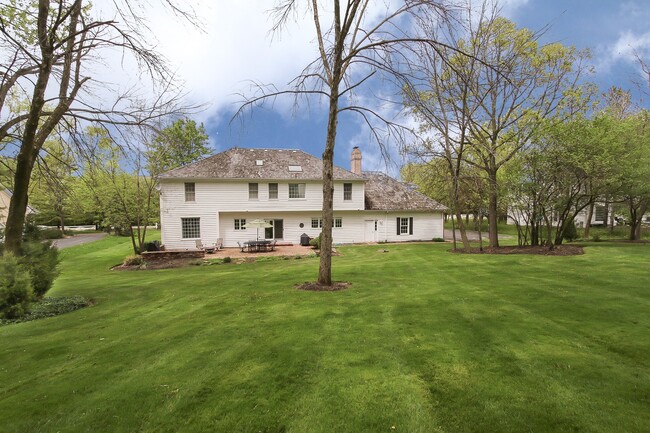 Building Photo - 27571 W Kazimour Dr