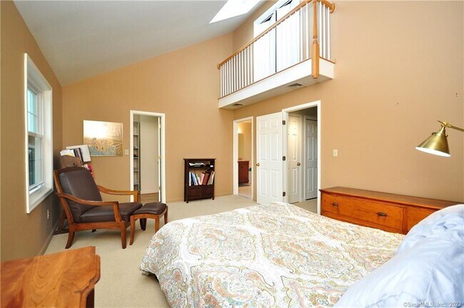 Building Photo - 93 Litchfield Ponds Dr