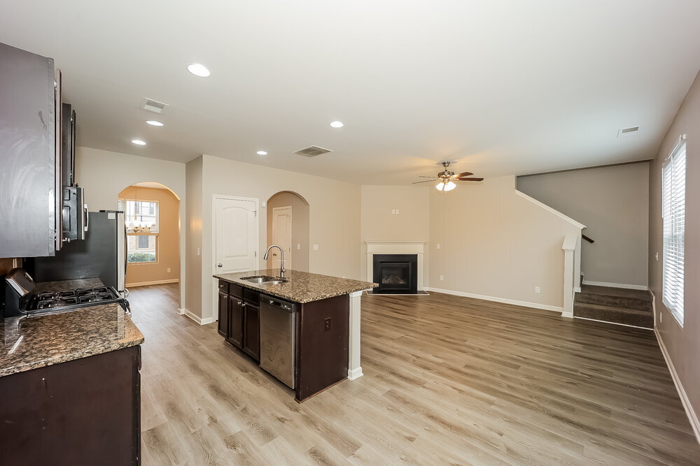 Building Photo - 5914 Grande River Rd