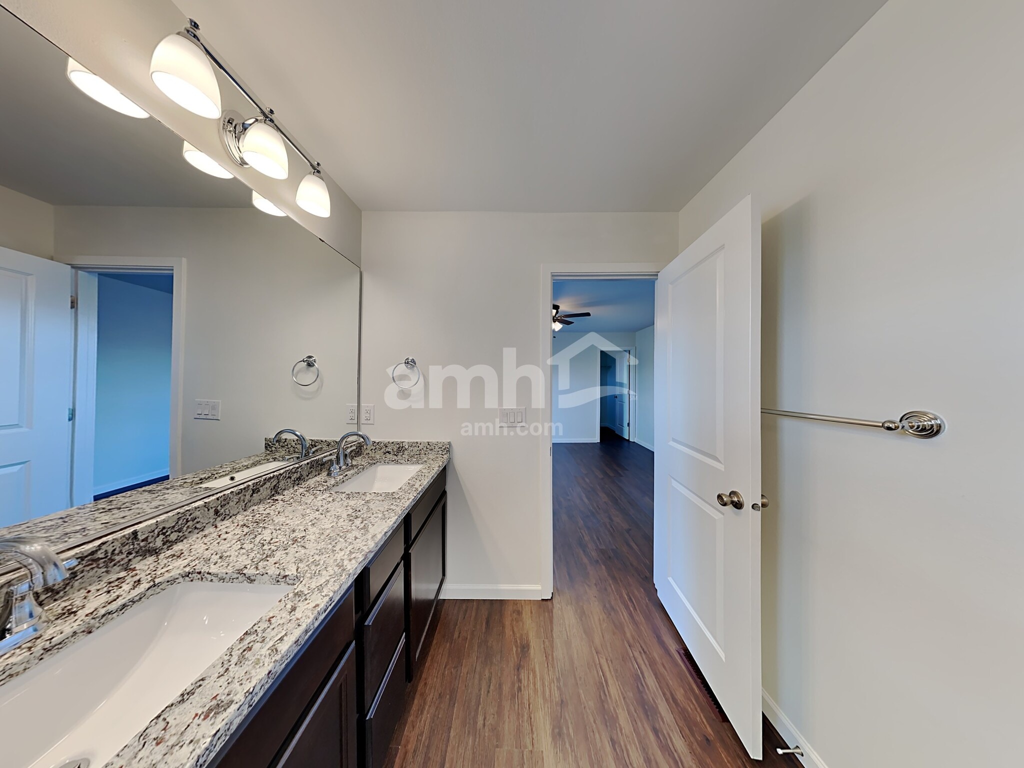 Building Photo - 19315 21st Ave Ct E