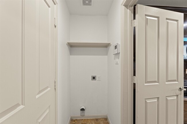 Building Photo - 3406 Inverness Path Lane