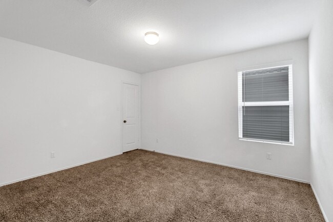 Building Photo - COMING SOON - MID MAY