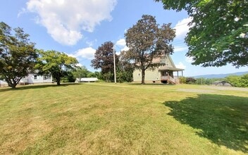 Building Photo - 351 Harriman Heights Rd