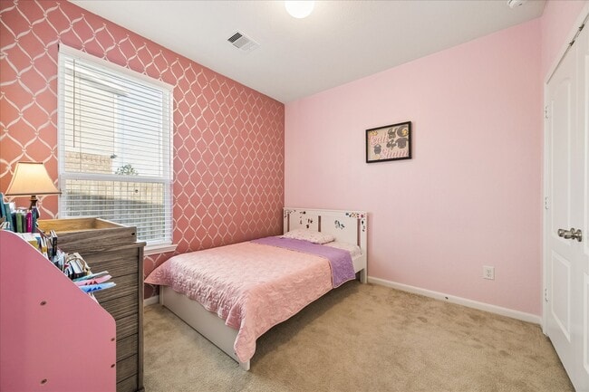 Building Photo - 22207 Davenport Downs Ln