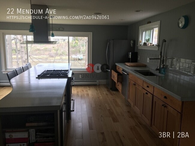 Building Photo - 22 Mendum Ave
