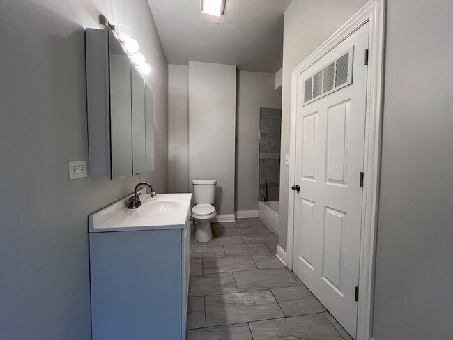 Building Photo - 7057 S Normal Blvd