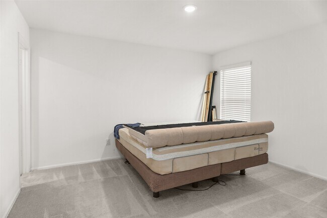 Building Photo - 4627 Sterling Pr Trl