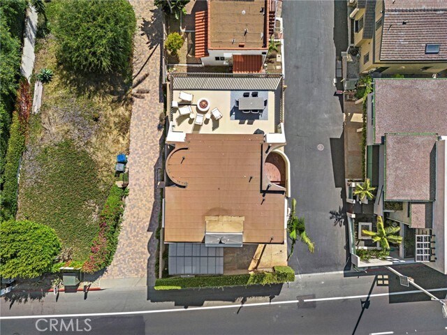 Building Photo - 32041 Point Pl