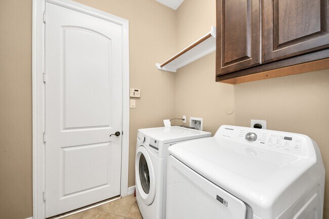 Building Photo - 28615 Tanner Crossing Ln