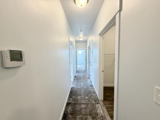 Building Photo - 738 N 260 W