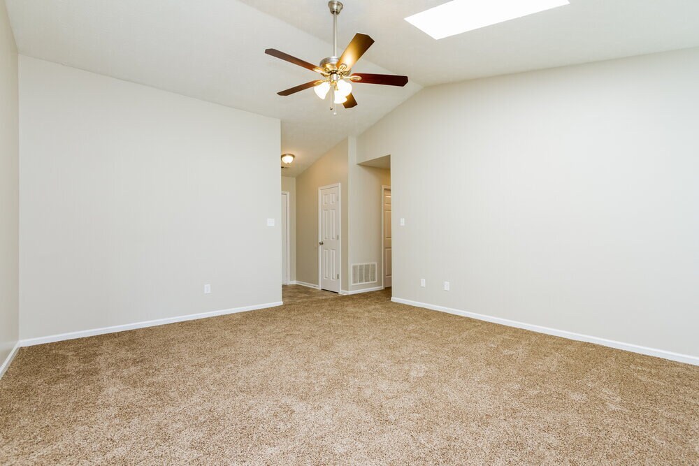 Building Photo - 5040 Harpers Ln