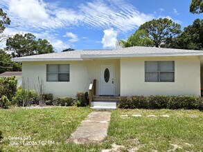 Building Photo - Cute Single Family Home~Carport~Fenced Yard NO PHONE CALLS