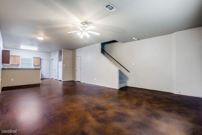 Building Photo - 4 br, 2.5 bath Duplex - 1109 Neff St 1109 ...
