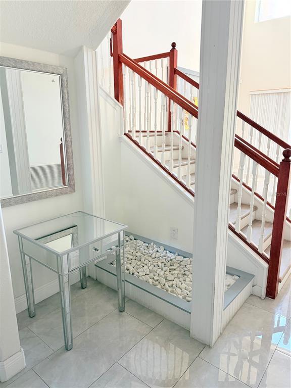 Building Photo - 10134 Willow Grove Ct