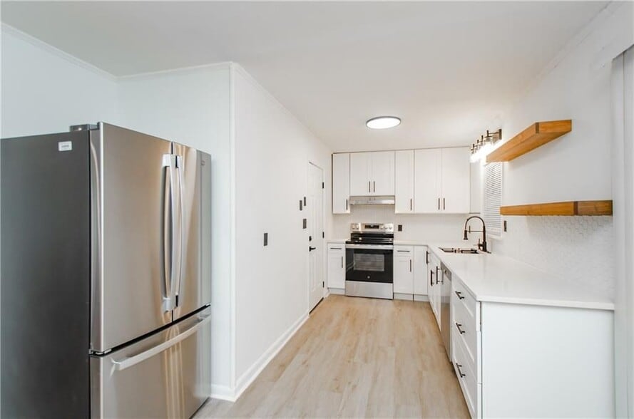 Building Photo - 3833 Wedgefield Cir