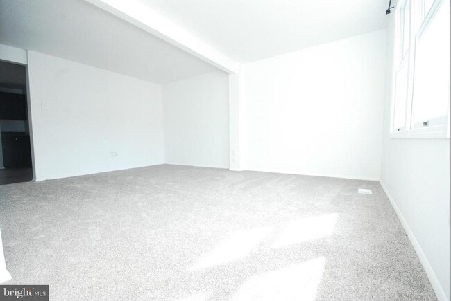 Building Photo - 5312 Avalon Pl