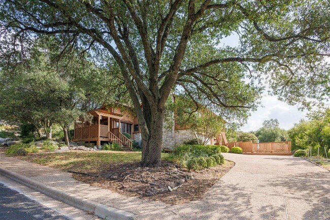 Building Photo - 6007 Ivy Hills Dr