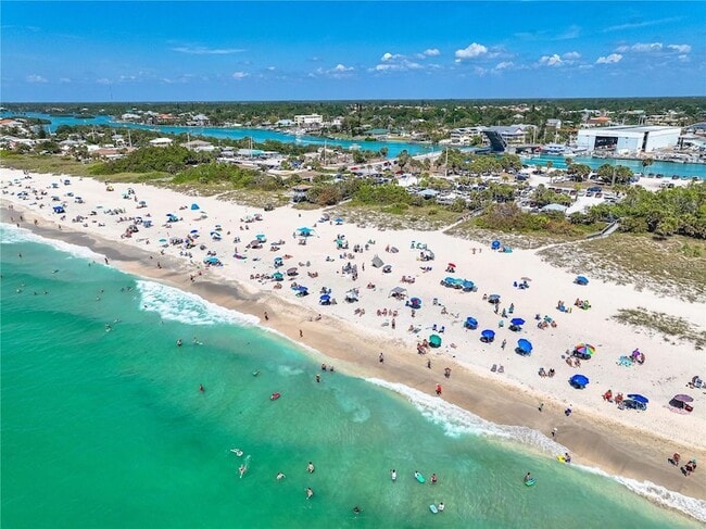 Building Photo - 210 Albee Rd W