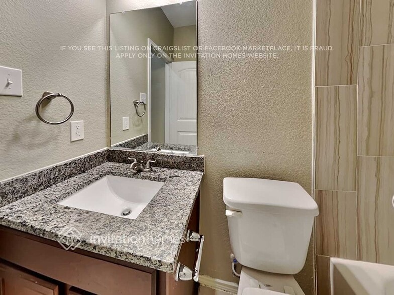 Building Photo - 2106 Slow Stream Dr