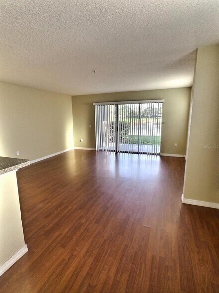 Building Photo - 13803 Fairway Island Dr