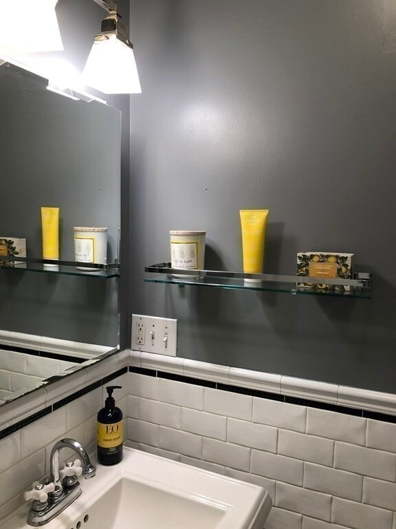 Building Photo - 14 S Russell St