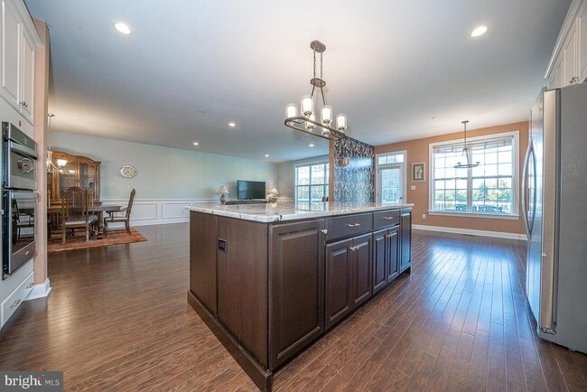 Building Photo - 3701 Parris Blvd