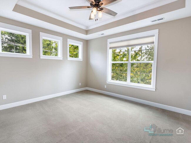 Building Photo - 264 D Ave