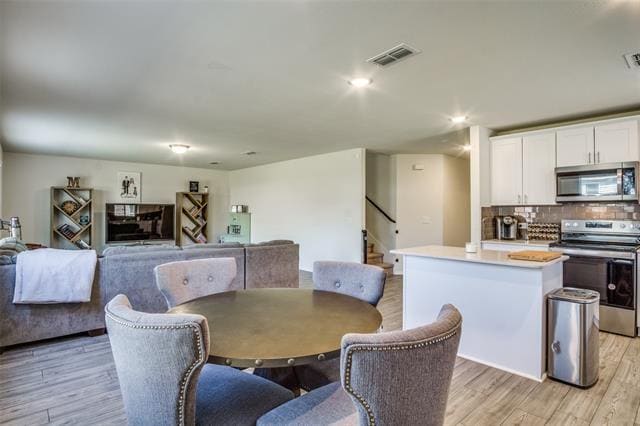 Building Photo - 4620 Greyberry Dr