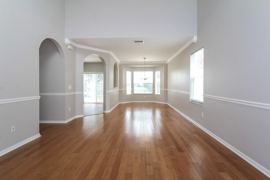 Building Photo - 10615 Navigation Dr