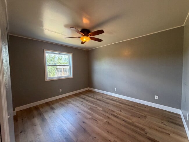 Building Photo - 116 Fritts Way