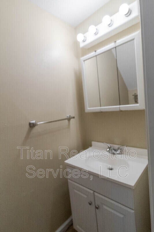 Building Photo - 114 Southfield Pkwy