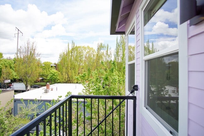 Building Photo - Spacious 1-Bedroom w/Condo-Grade Finishes + Balcony!