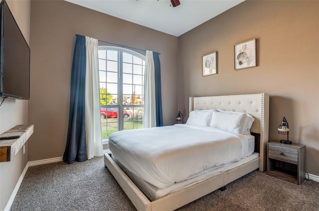 Building Photo - 1016 Winters St