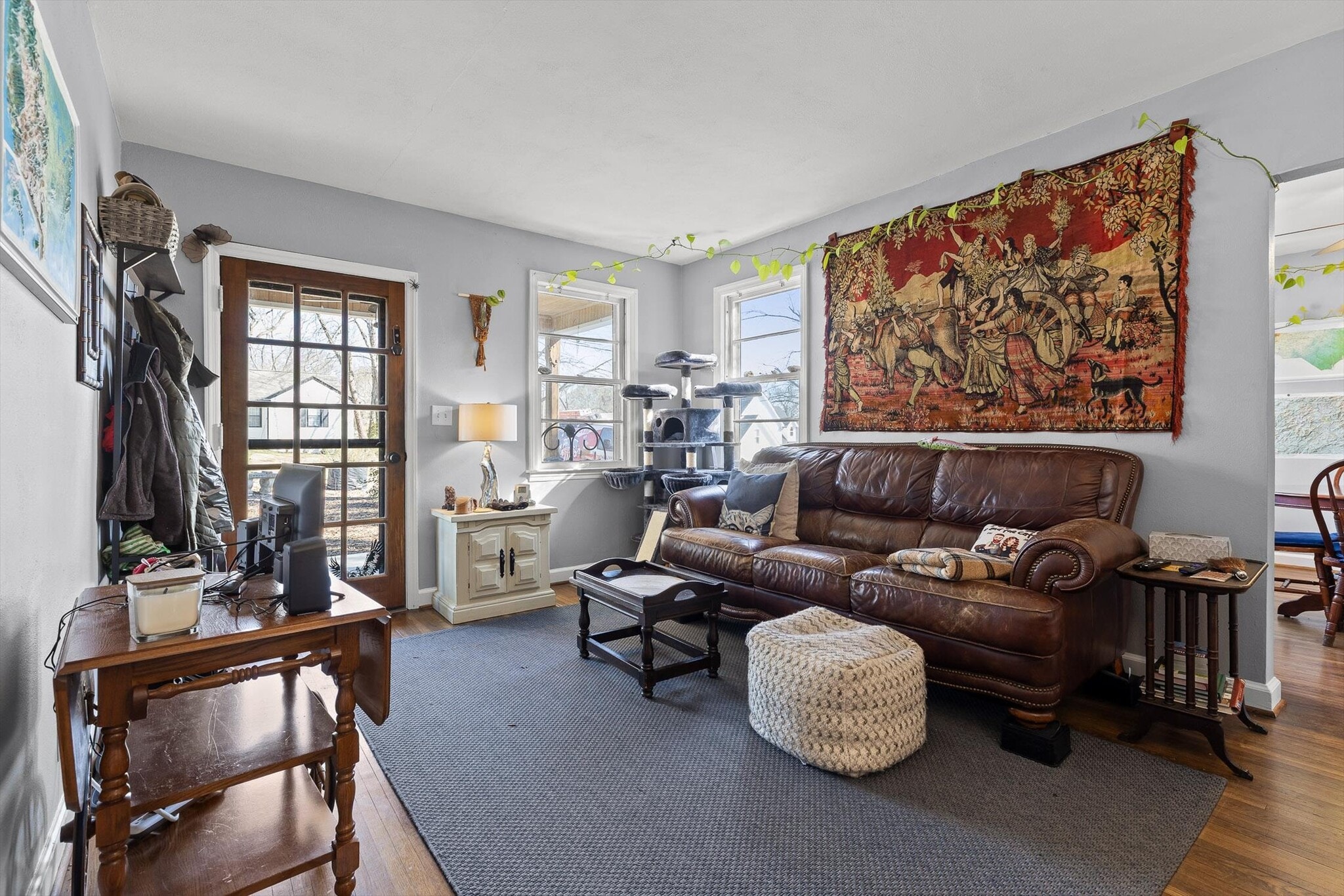 Building Photo - 844 Linden Hall Rd