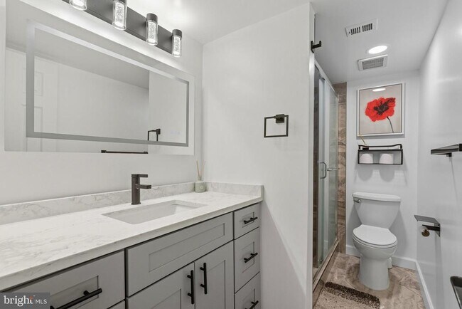 Building Photo - 11430 Strand Dr