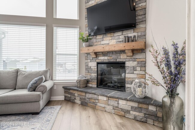 Building Photo - 211 Education Wy